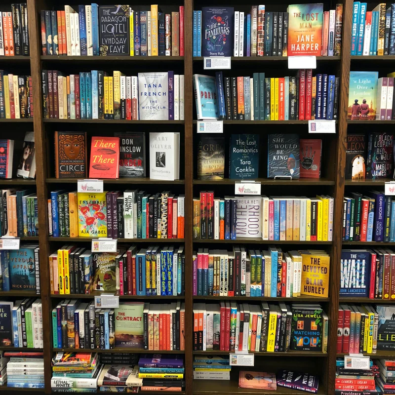 À la librairie